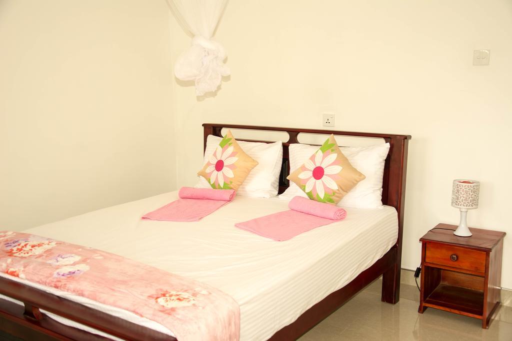 Rose Dale Homestay เอลลา ภายนอก รูปภาพ